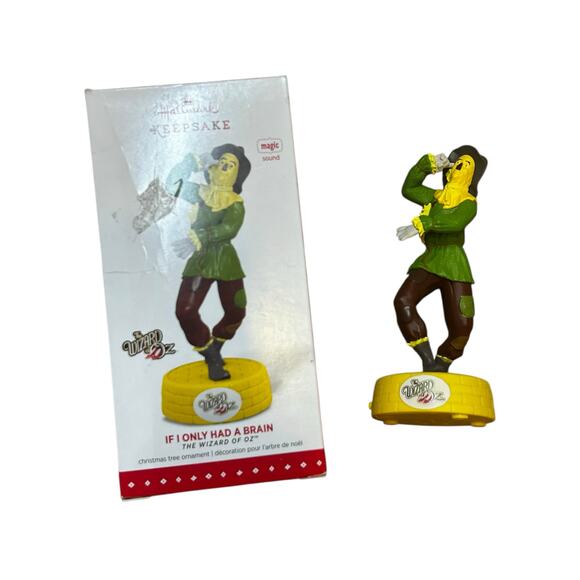 Hallmark Ornament 2015 If I Only Had a Brain Wizard of Oz Scarecrow Magic Sound - Picture 1 of 10